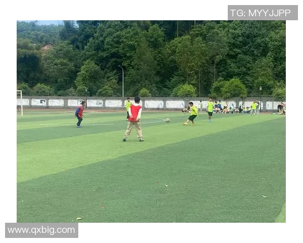 中国足球崛起的小球星们：他们的未来与挑战