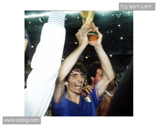 足球传奇与当代球星风采：从贝利到梅西的辉煌征程解析